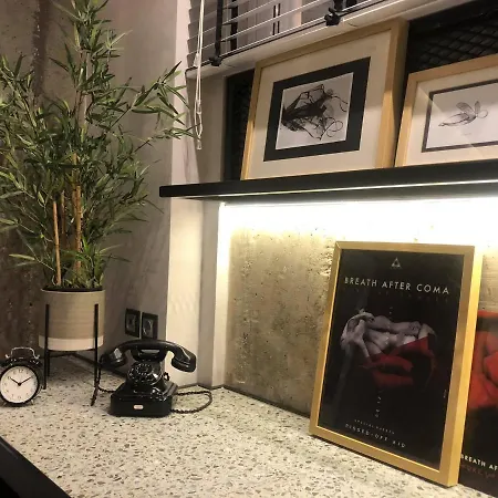 Amazing Semi-basement Art Easy Walk To Centre * Ναύπλιο