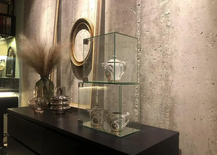 Apartment Amazing Semi-basement Art Easy Walk To Centre Nafplio