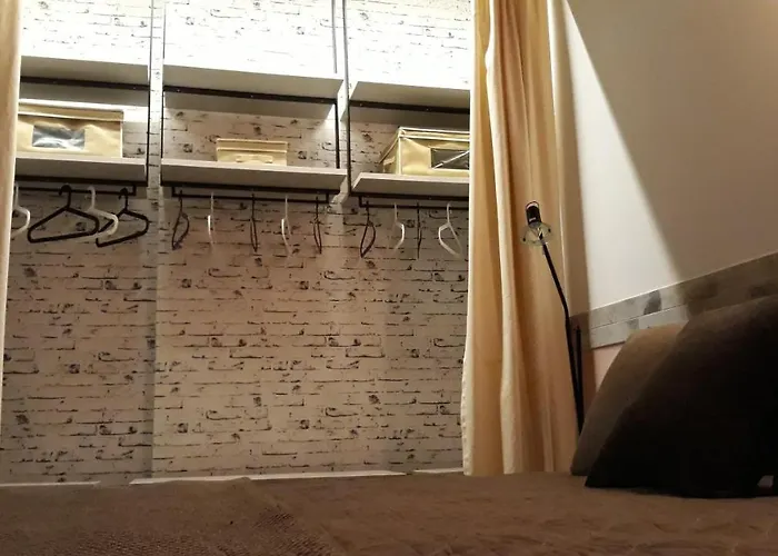 Amazing Semi-basement Art Easy Walk To Centre * Нафплион